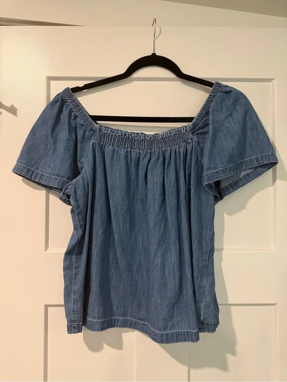GAP Light Blue Off-Shoulder Chambray Top - Picture 2 of 3